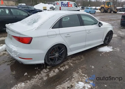 2015 Audi S3 2.0T Premium Plus z USA, uszkodzony, nr VIN WAUBFGFF4F1132190